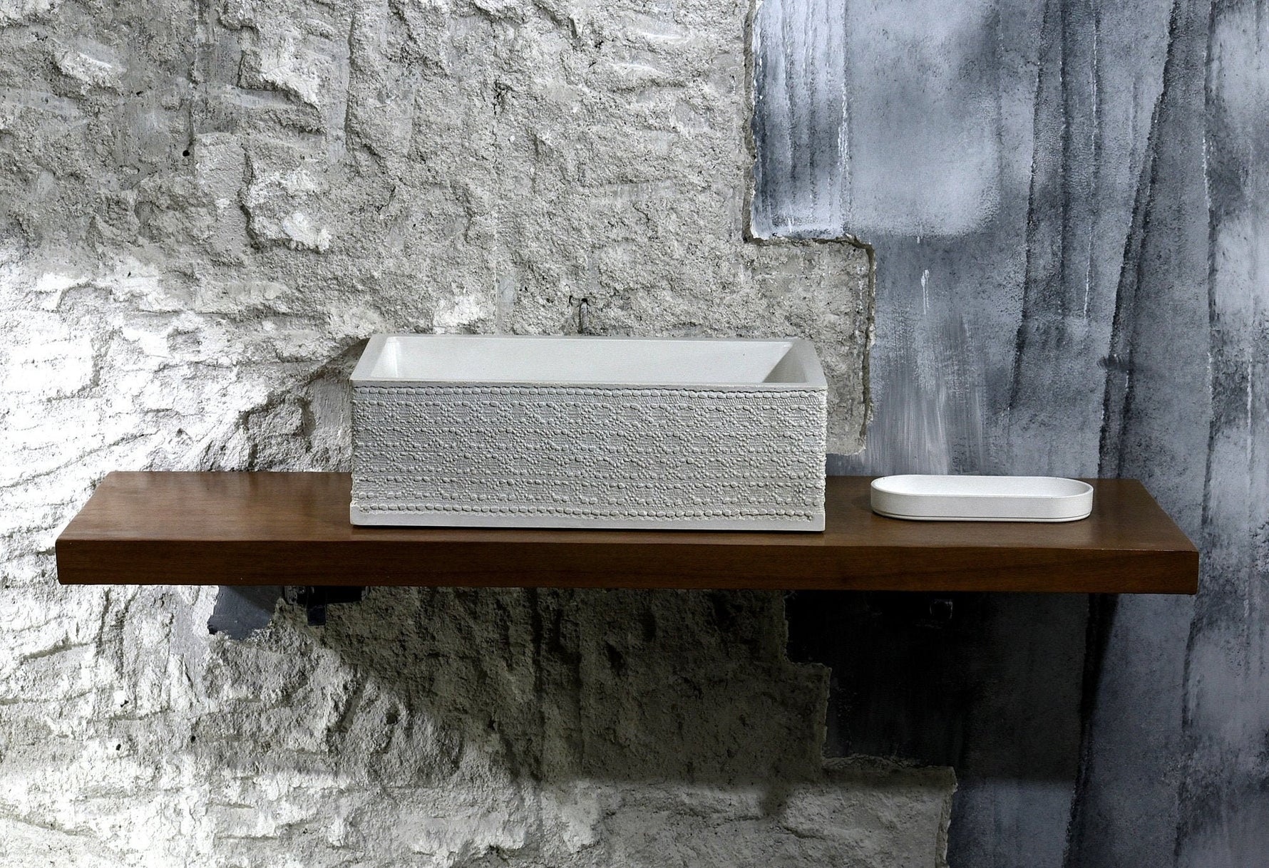 Morphi Concrete Bathroom Sink / Sculpted vessel - robertotiranti.shop
