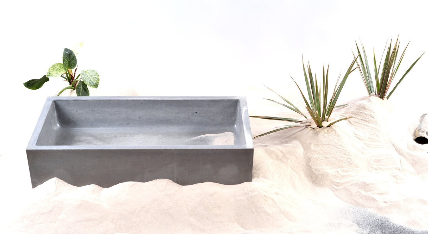 BESPOKE : Custom Concrete Basin, Artisanal Washbasin - robertotiranti.shop