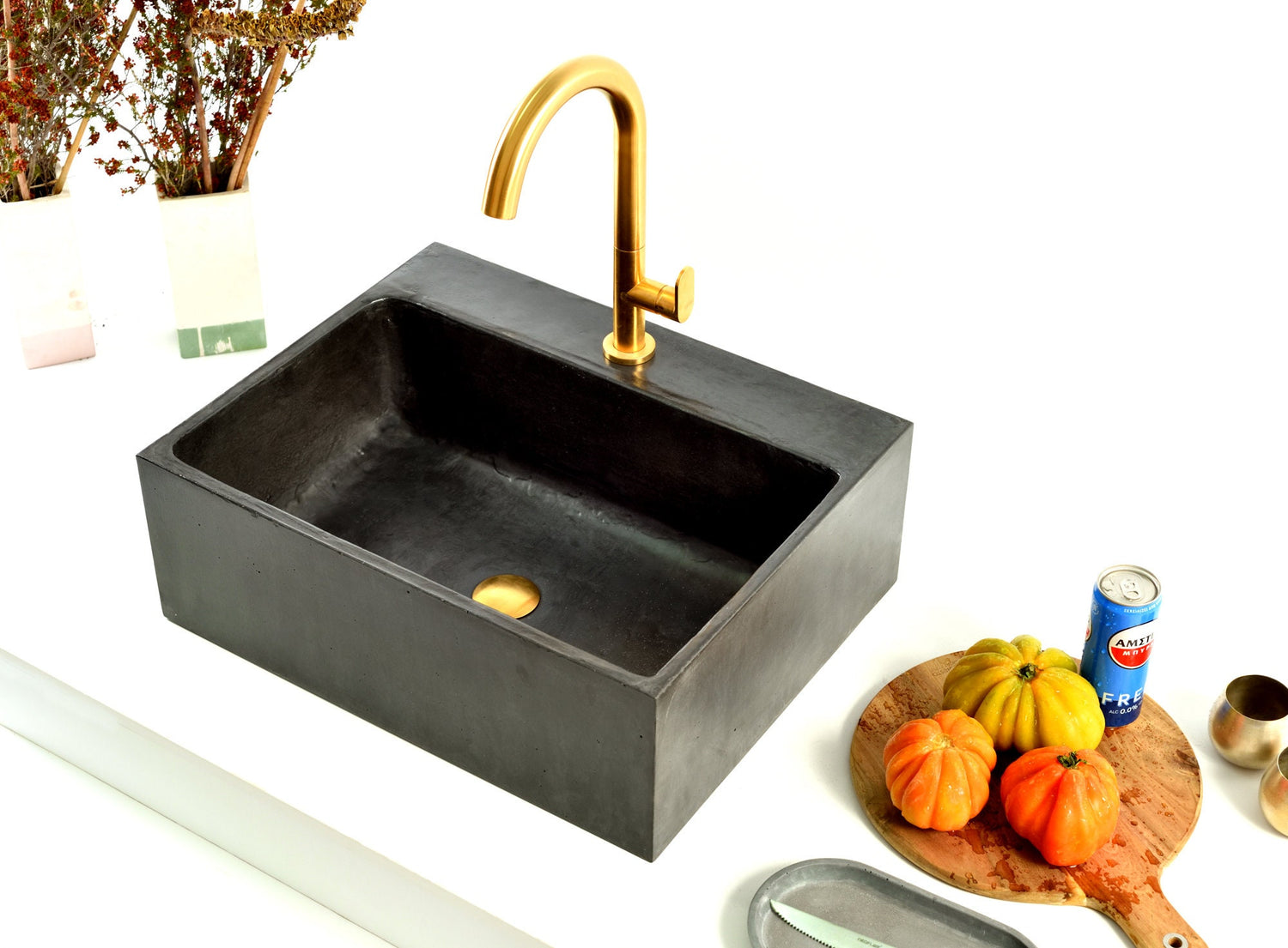 Versa Sink: Your All-in-One Bespoke Concrete Washbasin for the Kitchen, Bathroom, and BBQ.