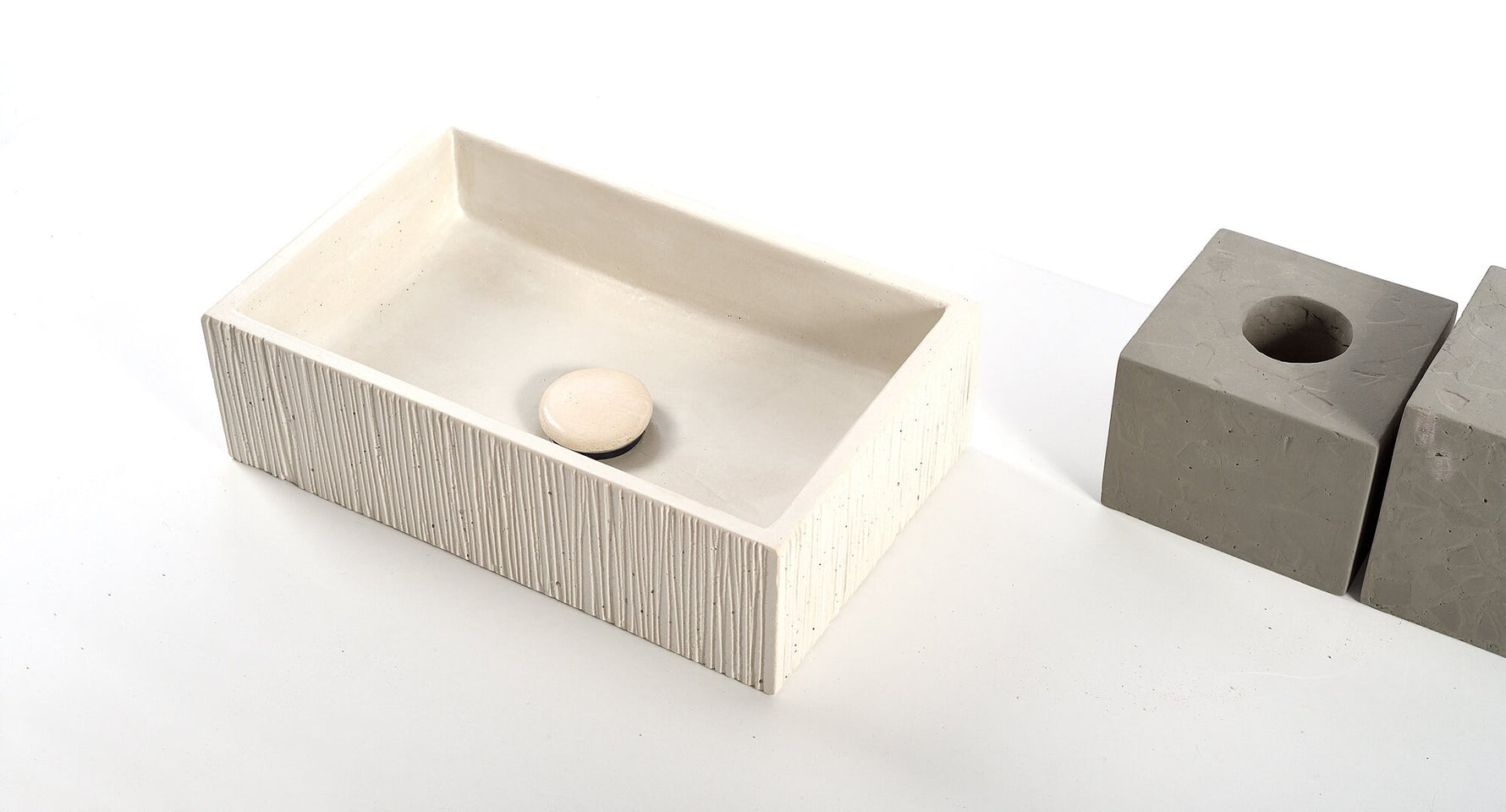 BESPOKE : Rectangular Washbasin with Intricate Texture Lines - robertotiranti.shop