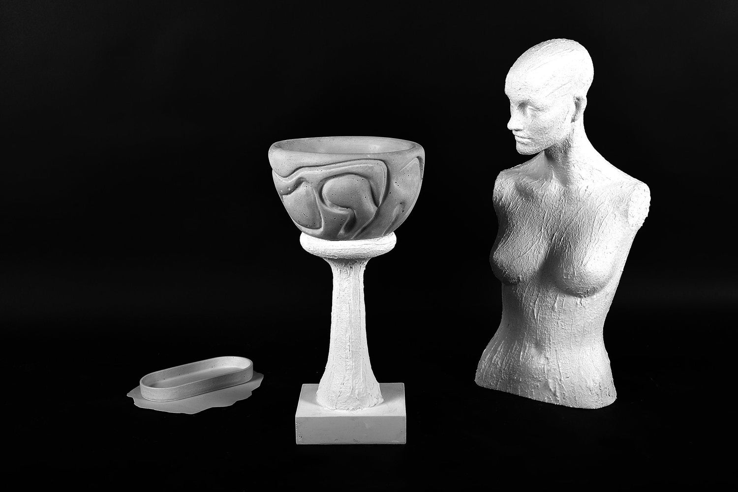 OBSESS Ice Grey Compact Elegance: Small Artistic Washbasin for Petite Spaces - robertotiranti.shop