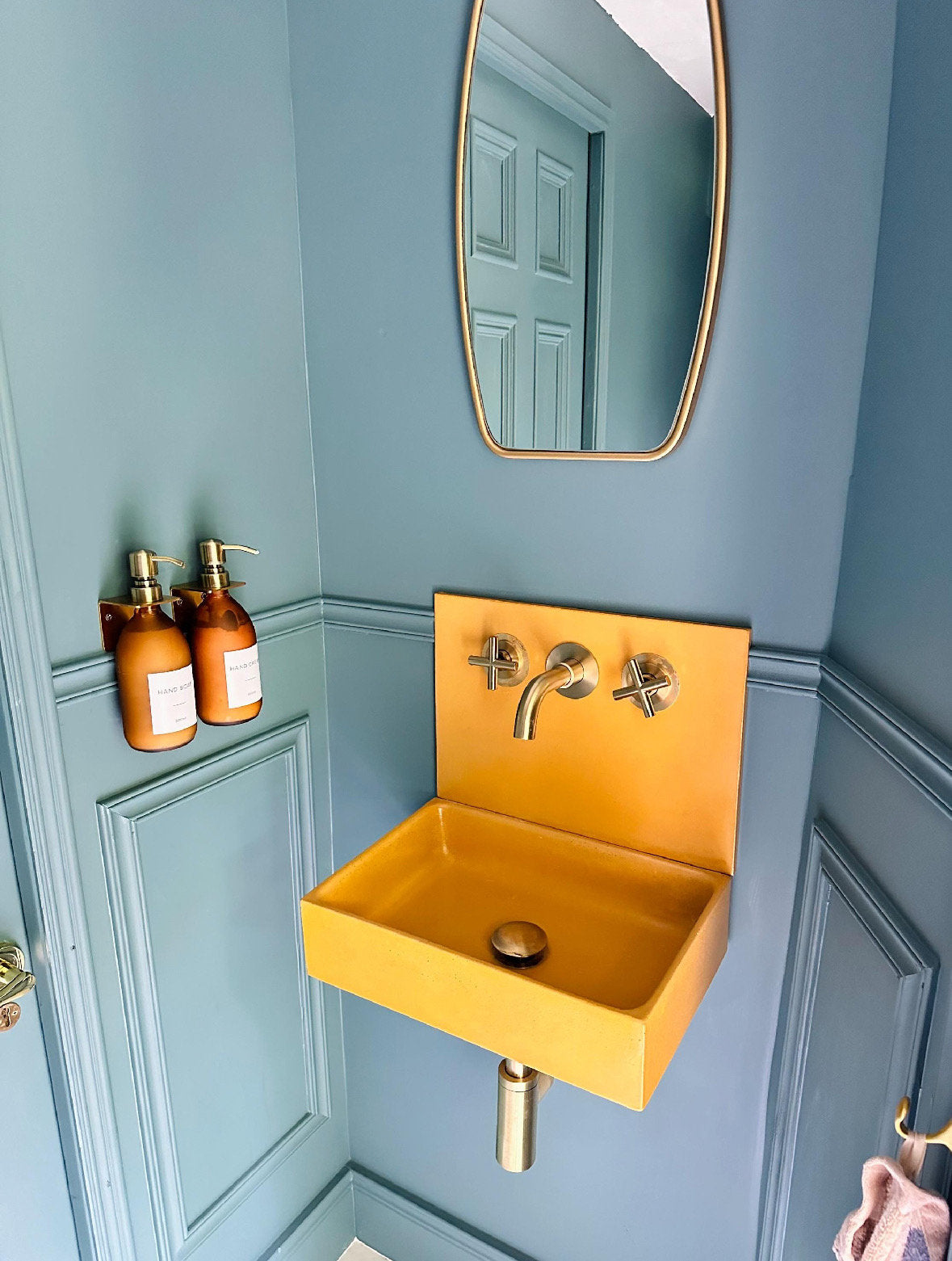 Plint - Yellow Deep Corn Backsplash Washbasin - robertotiranti.shop