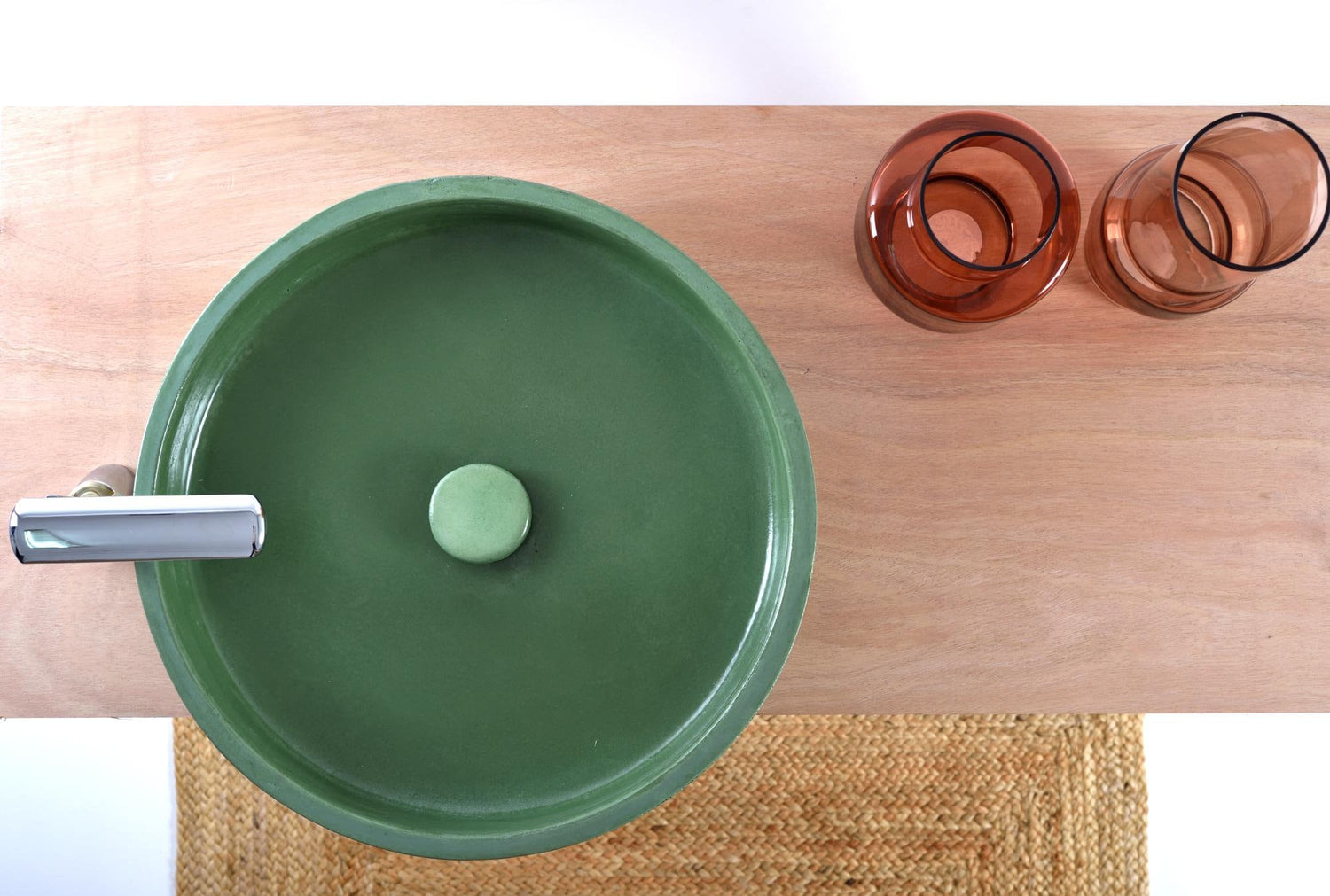 Stilion Art in Concrete: Handcrafted Round Washbasin for a Bold Bathroom Statement. - robertotiranti.shop