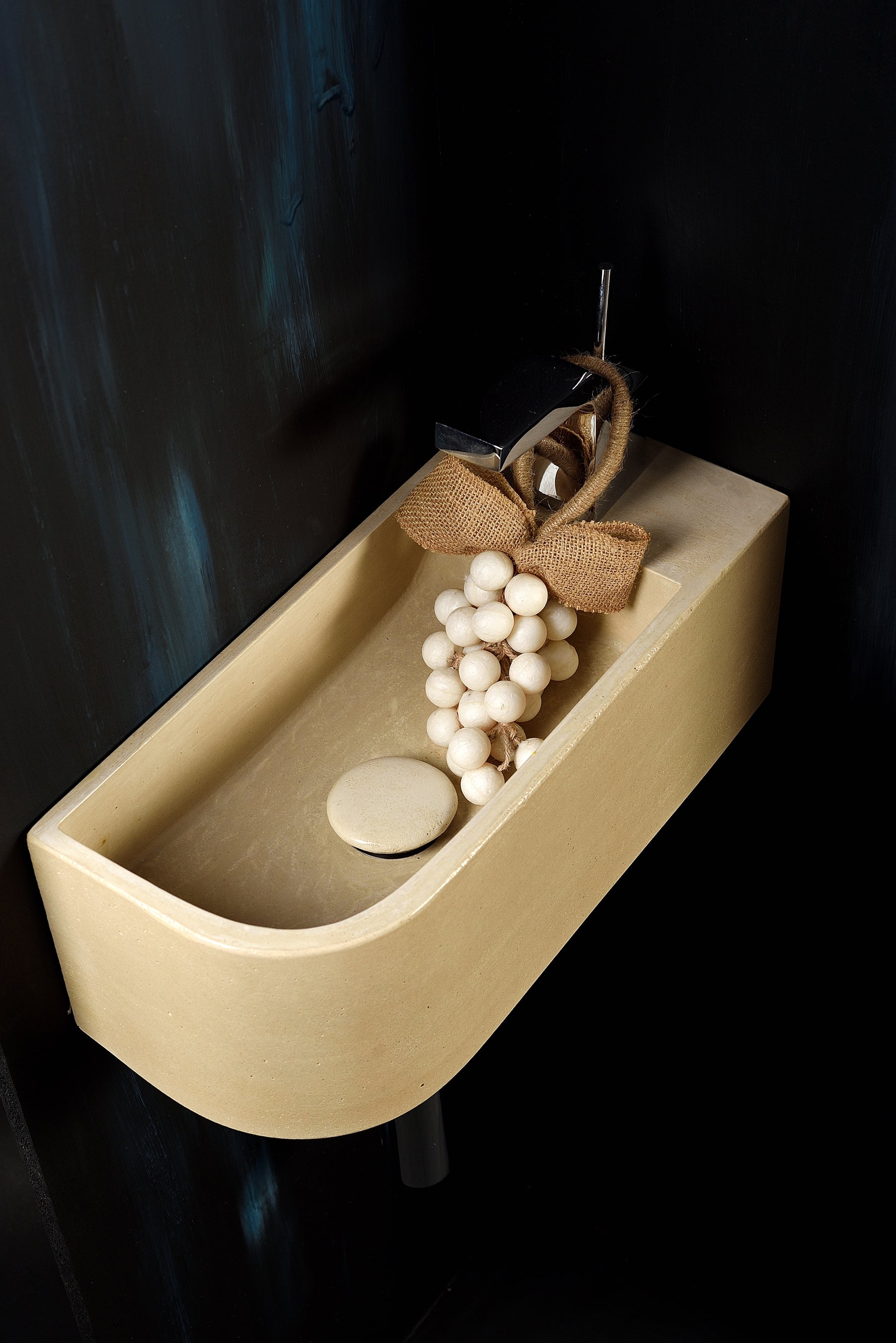 Luma Curve Concrete Sink | Small Sand Wall Mounted Basin (Floating Sink) - robertotiranti.shop