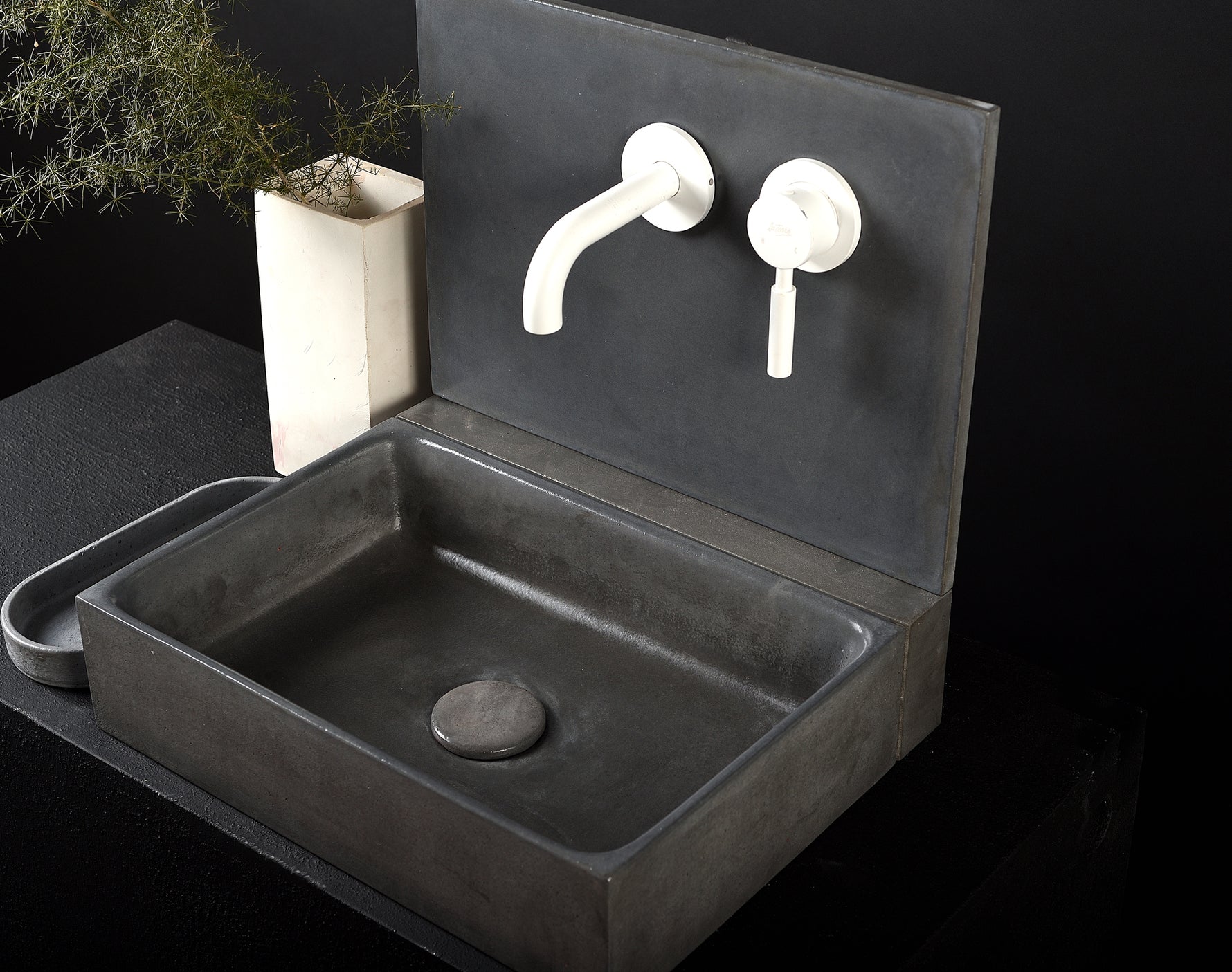 Plint Concrete Sink with Backsplash Extension – Designed for Long-Spout Faucets - robertotiranti.shop