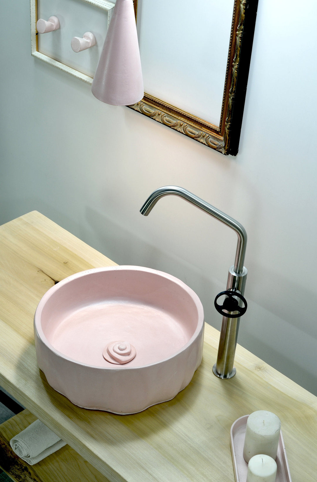Flut Pale Pink Concrete Sink - robertotiranti.shop